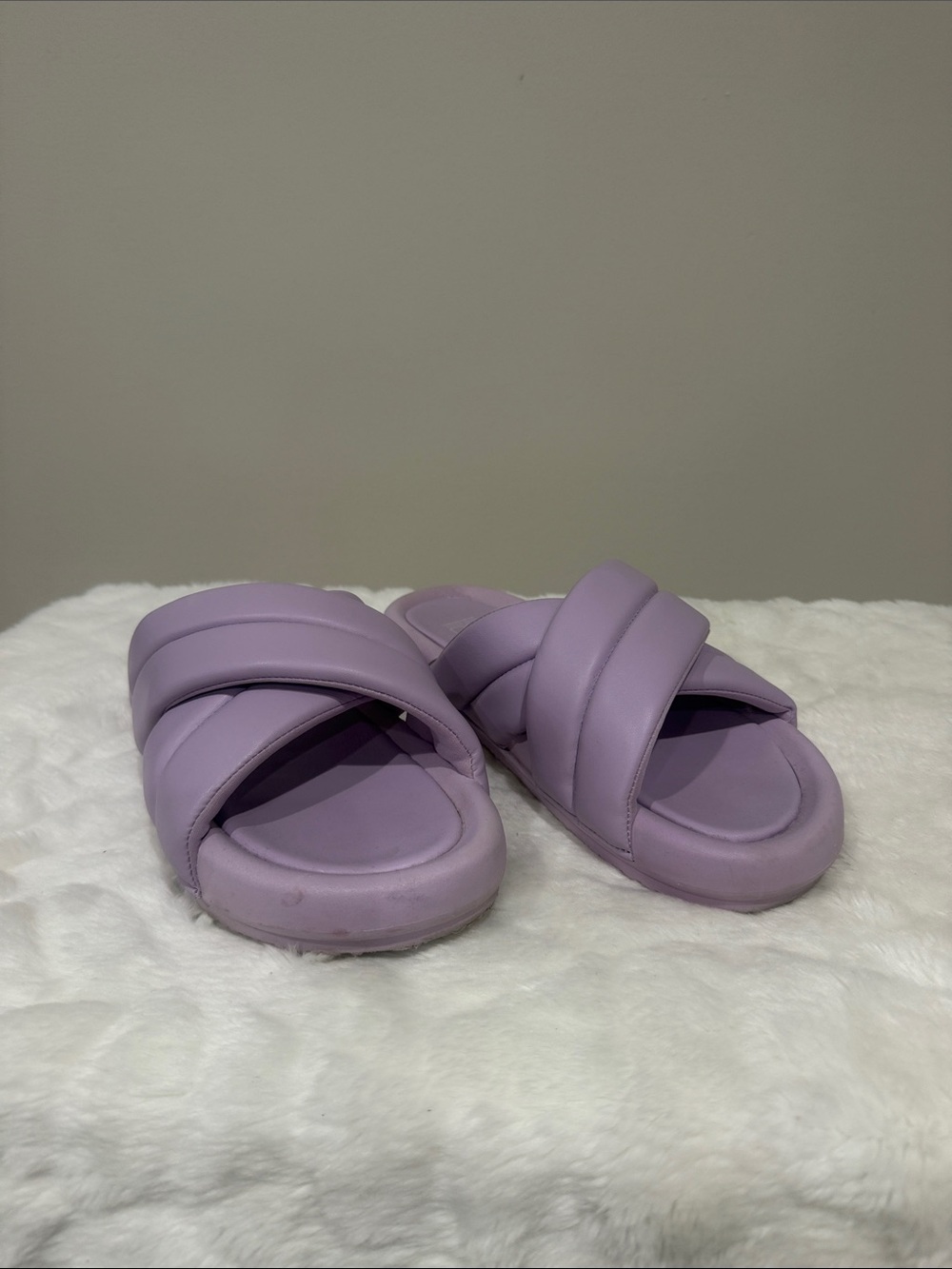 No Boundaries Lilac Padded Crossband Slide Sandals